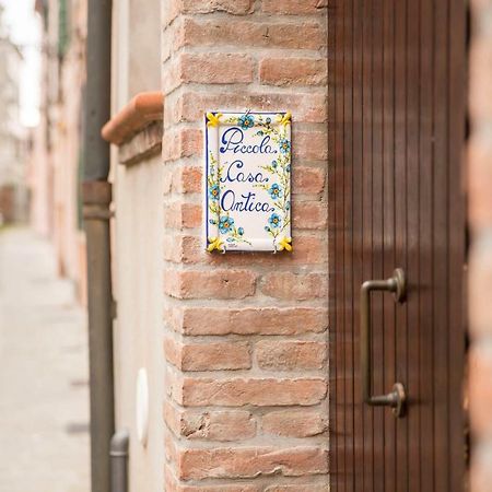 Piccola Casa Antica Apartment Ferrara Luaran gambar